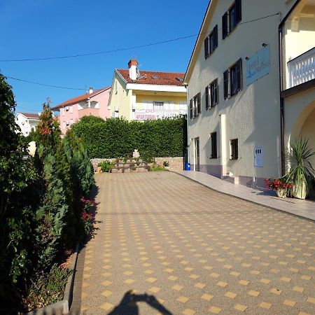 Hostel Marinus Sveti Vid-Miholjice Esterno foto